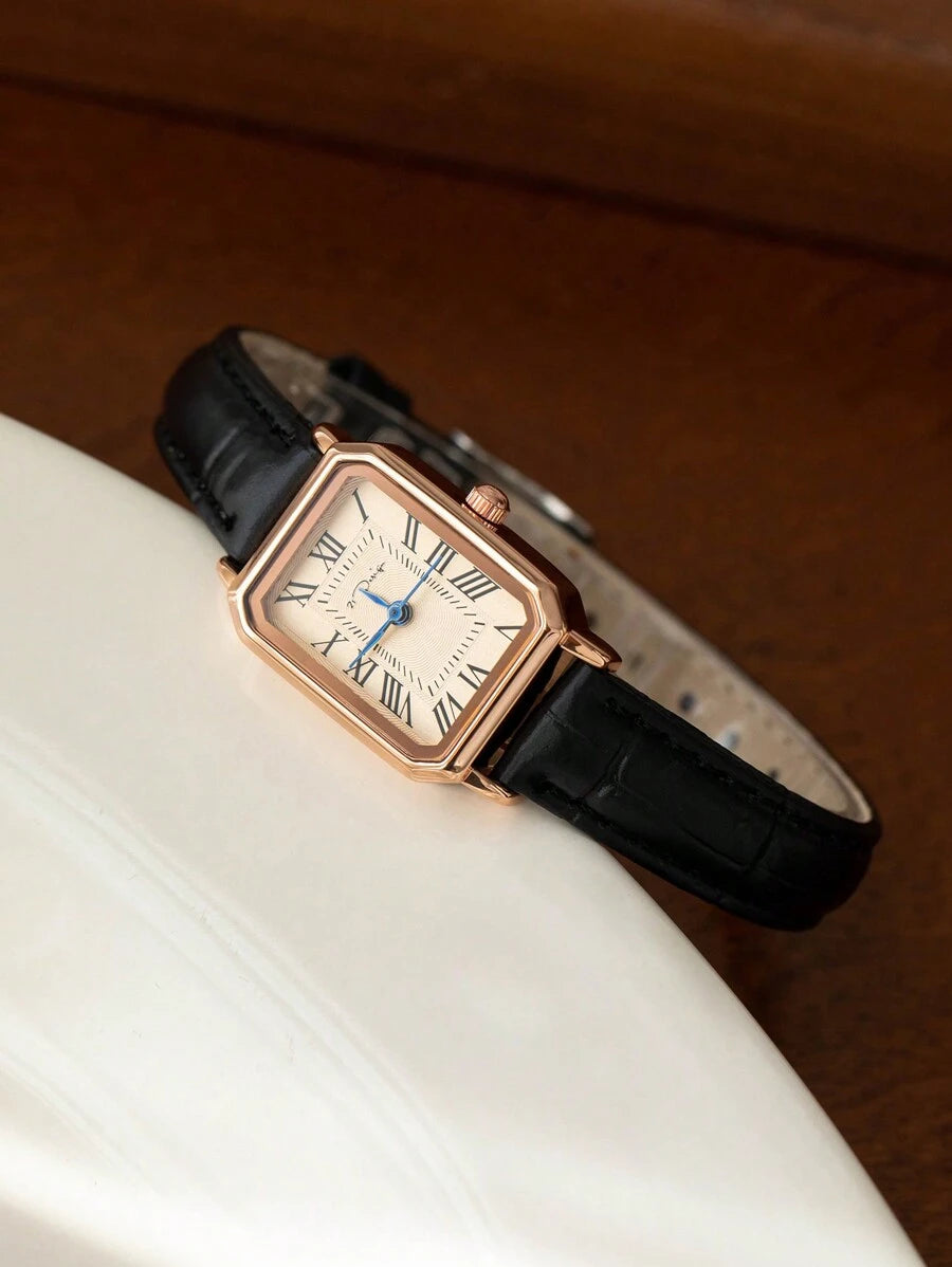LEATHER STRAP WATCH