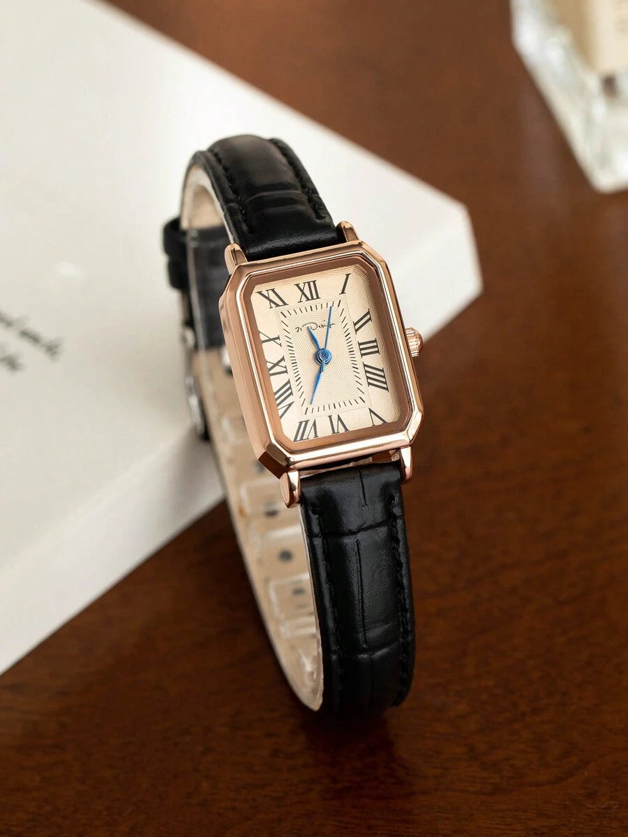 LEATHER STRAP WATCH