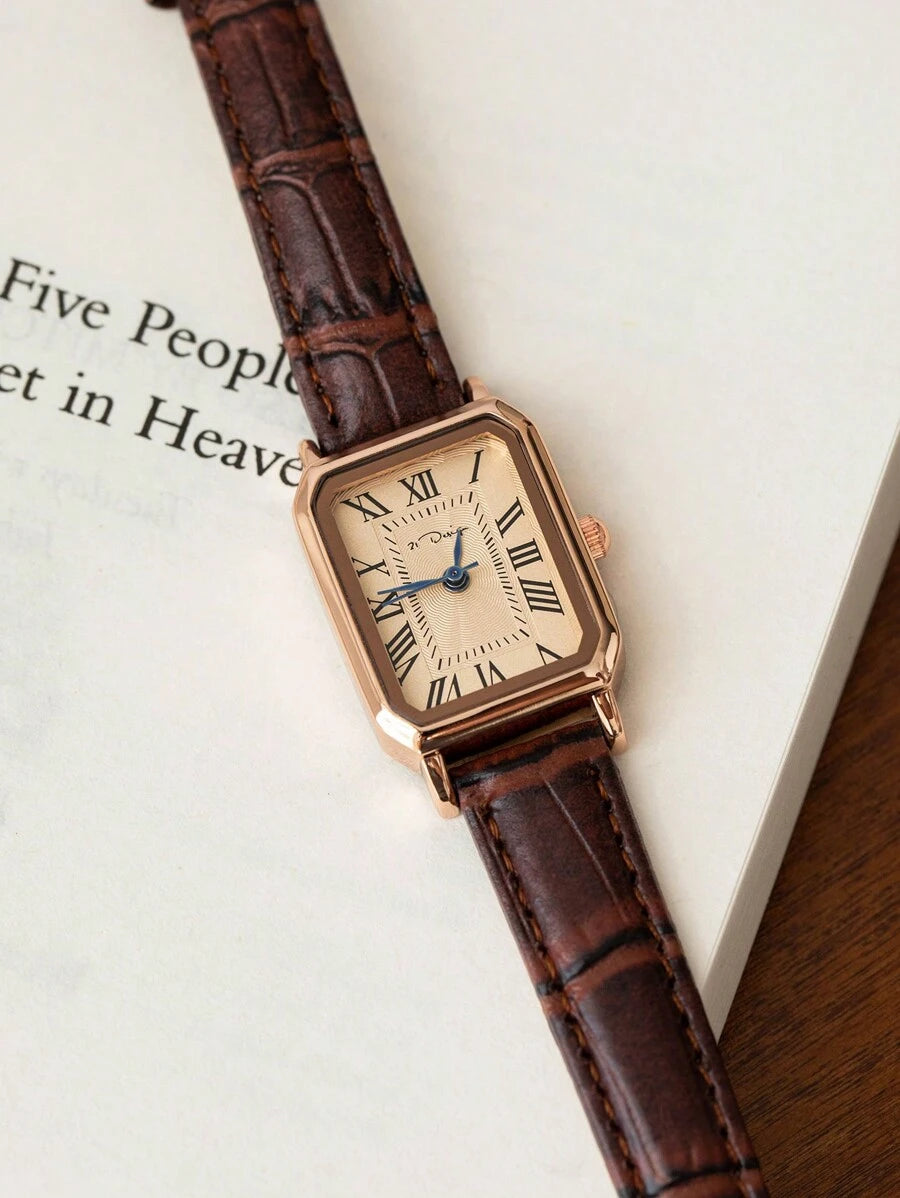 LEATHER STRAP WATCH