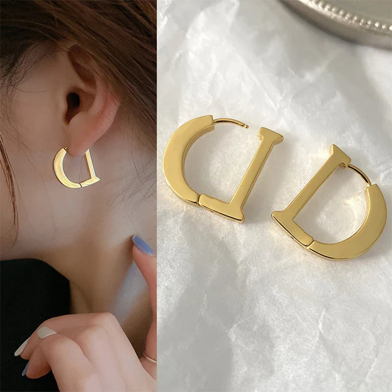 DIOR EARRING