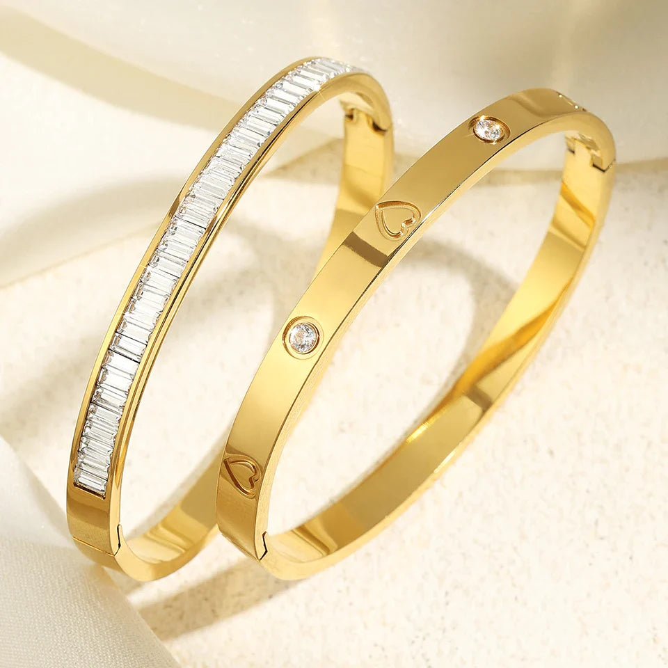 ALICE'S BRACELETS