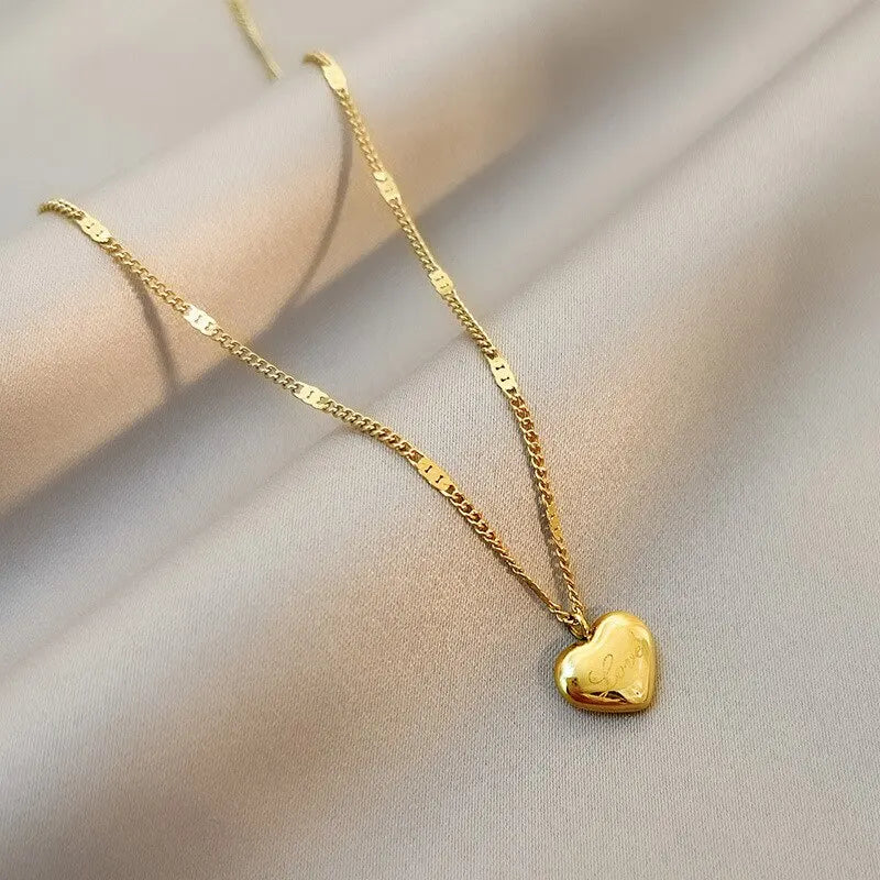Golden Love™ Necklace – Timeless Heart, Endless Emotion