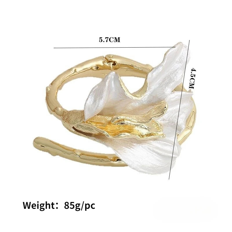 Bloom Open Bangle in Modern Metallic Design