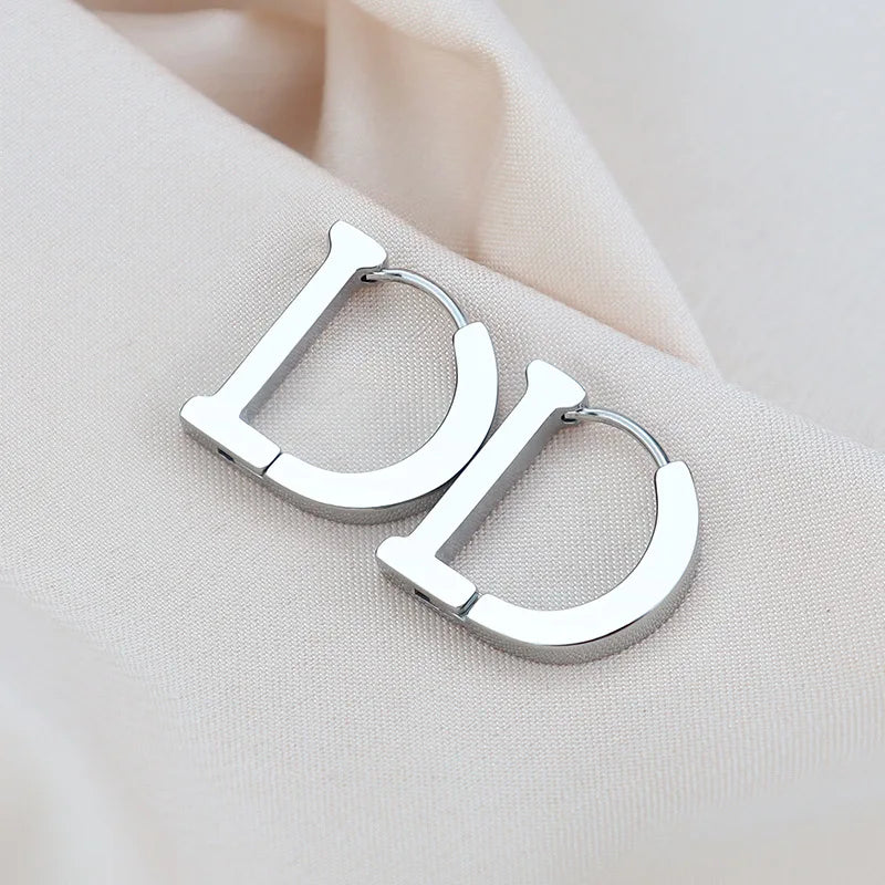 DIOR EARRING